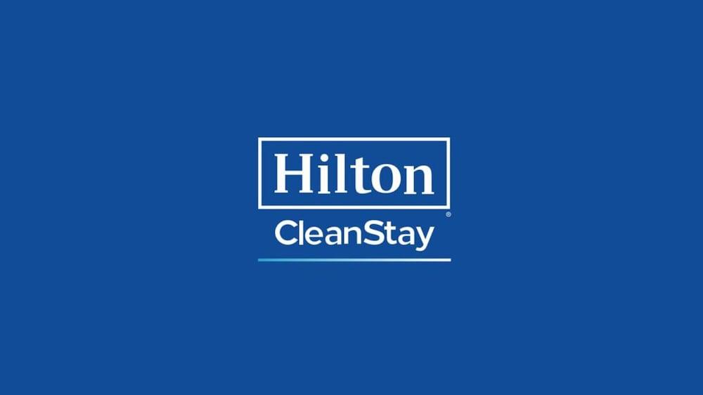Home2 Suites By Hilton Champaign/Urbana Exterior photo