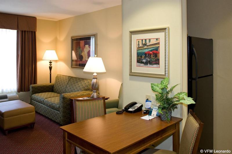 Home2 Suites By Hilton Champaign/Urbana Exterior photo